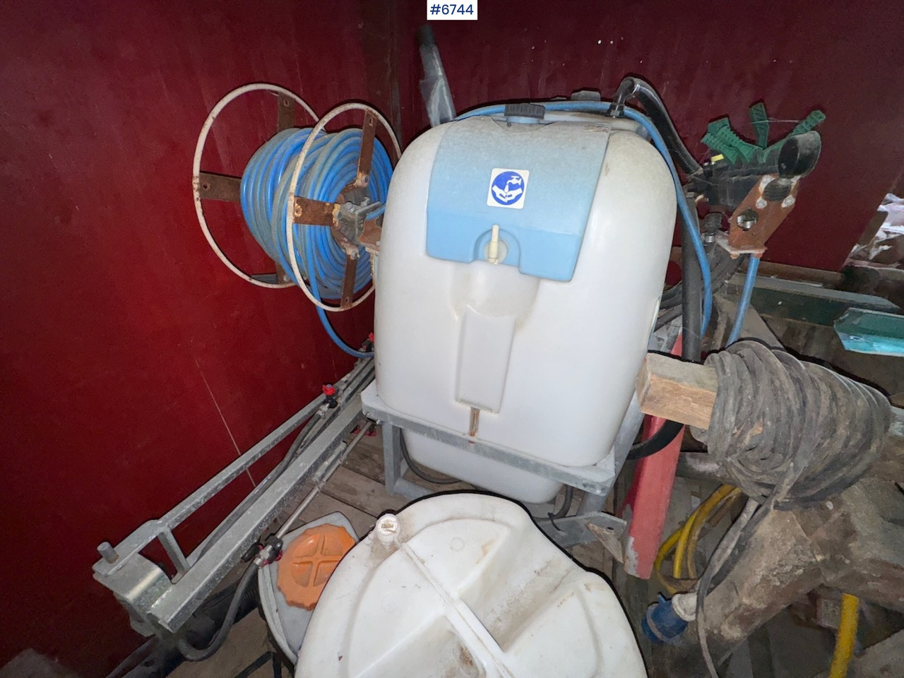 Field sprayer 8 meters - Pulvérisateur: photos 4 Field sprayer 8 meters - Pulvérisateur: photos 4