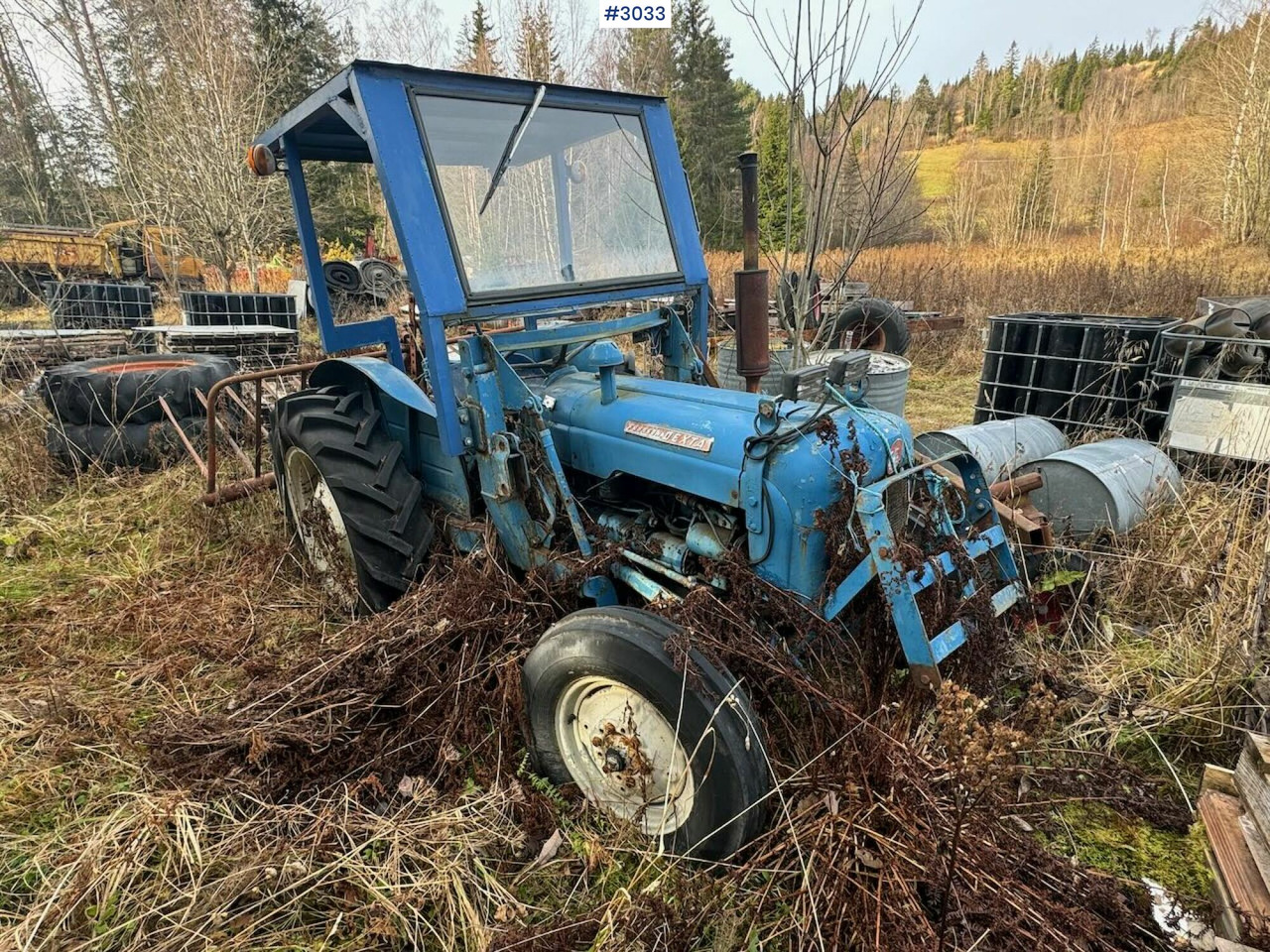 Ford Dexta tractor. Rep object. - Tracteur agricole: photos 3 Ford Dexta tractor. Rep object. - Tracteur agricole: photos 3