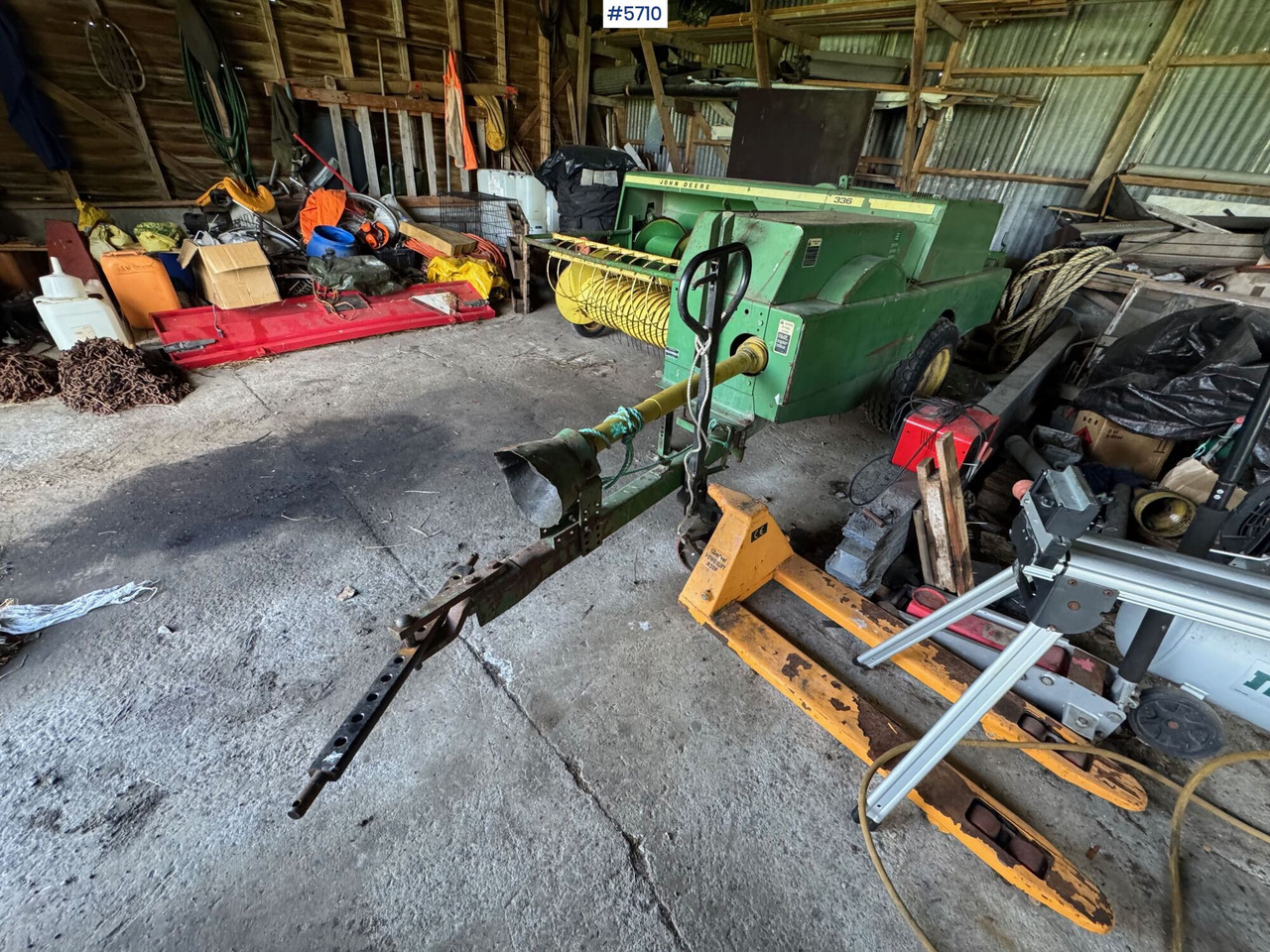 John Deere 336 Square baler. - Matériel de fenaison: photos 3 John Deere 336 Square baler. - Matériel de fenaison: photos 3