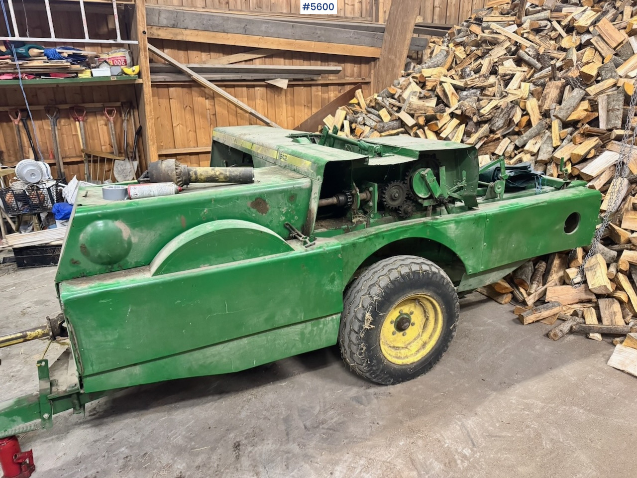 John Deere 342 Square Baler - Matériel de fenaison: photos 2 John Deere 342 Square Baler - Matériel de fenaison: photos 2