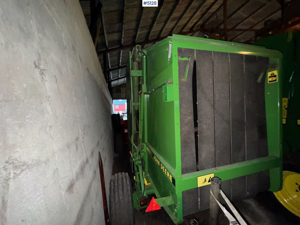 John Deere 550 Round Baler - Matériel de fenaison: photos 2 John Deere 550 Round Baler - Matériel de fenaison: photos 2