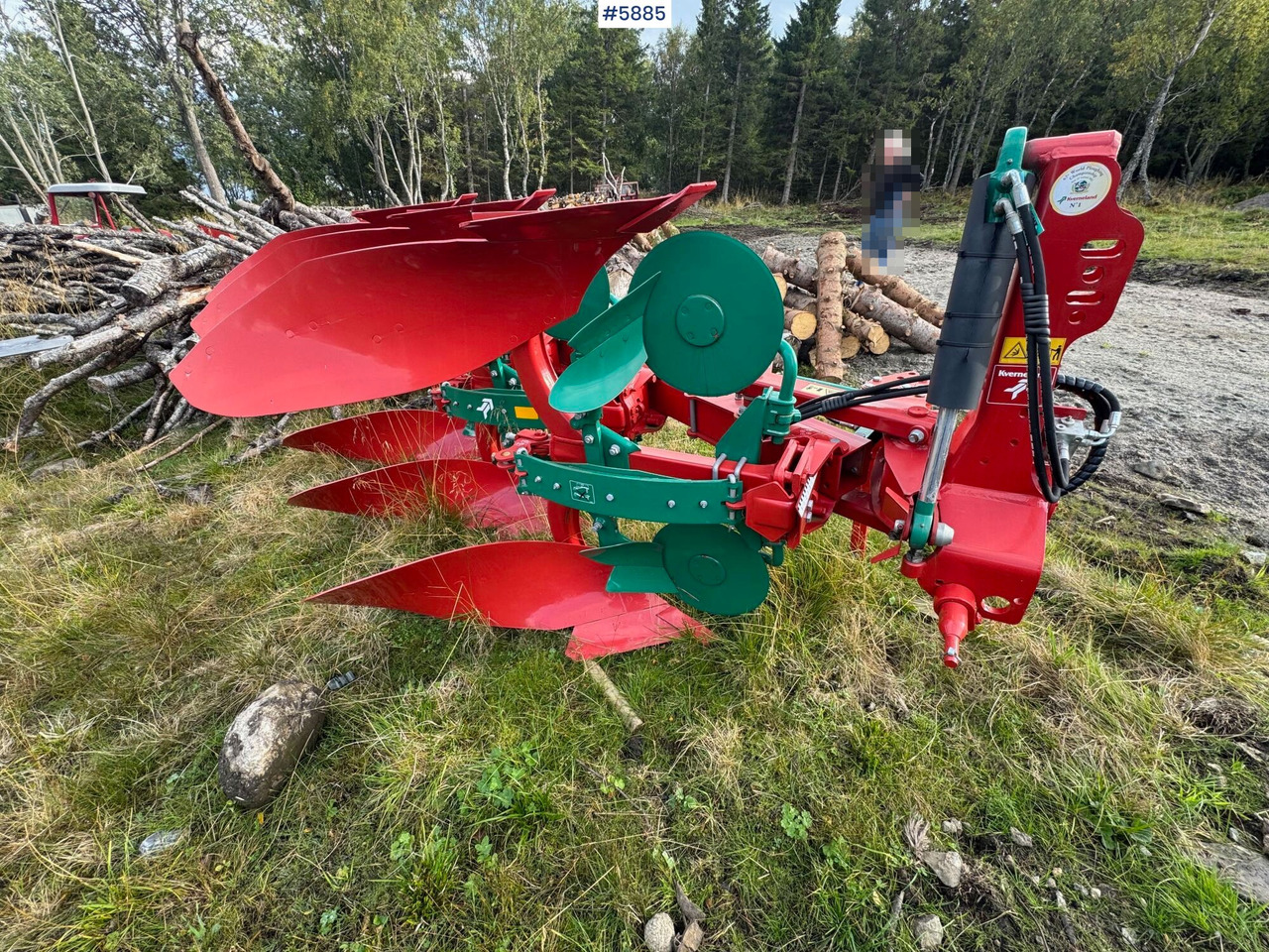 Kverneland 150S reversible plough, 3-furrow, year 2022. Never used – like new! - Outils du sol: photos 3 Kverneland 150S reversible plough, 3-furrow, year 2022. Never used – like new! - Outils du sol: photos 3