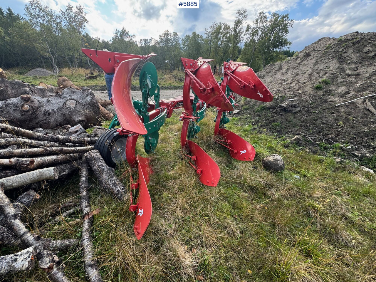 Kverneland 150S reversible plough, 3-furrow, year 2022. Never used – like new! - Outils du sol: photos 2 Kverneland 150S reversible plough, 3-furrow, year 2022. Never used – like new! - Outils du sol: photos 2