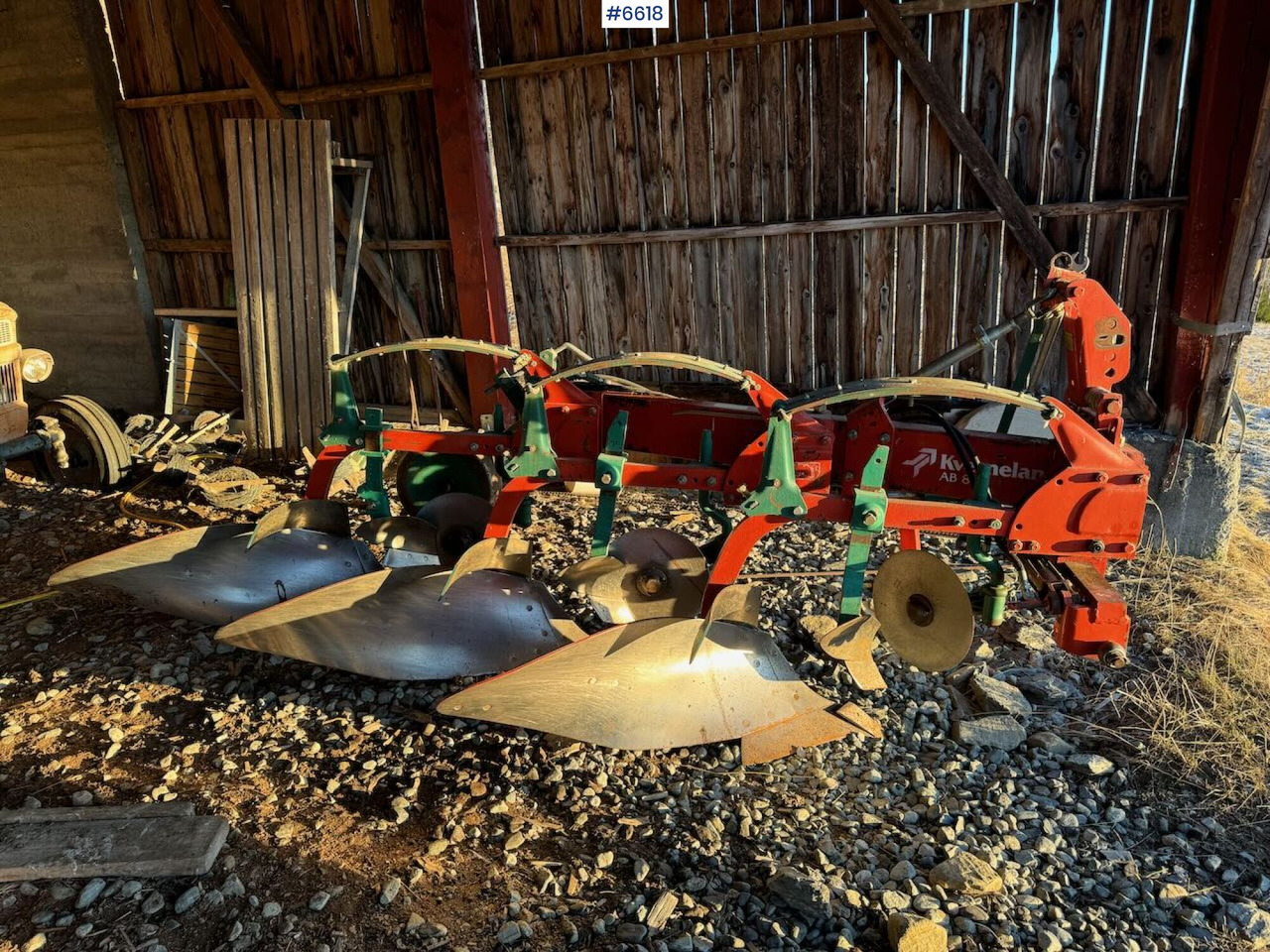 Kverneland AB 85 Dough plough - Outils du sol: photos 1 Kverneland AB 85 Dough plough - Outils du sol: photos 1