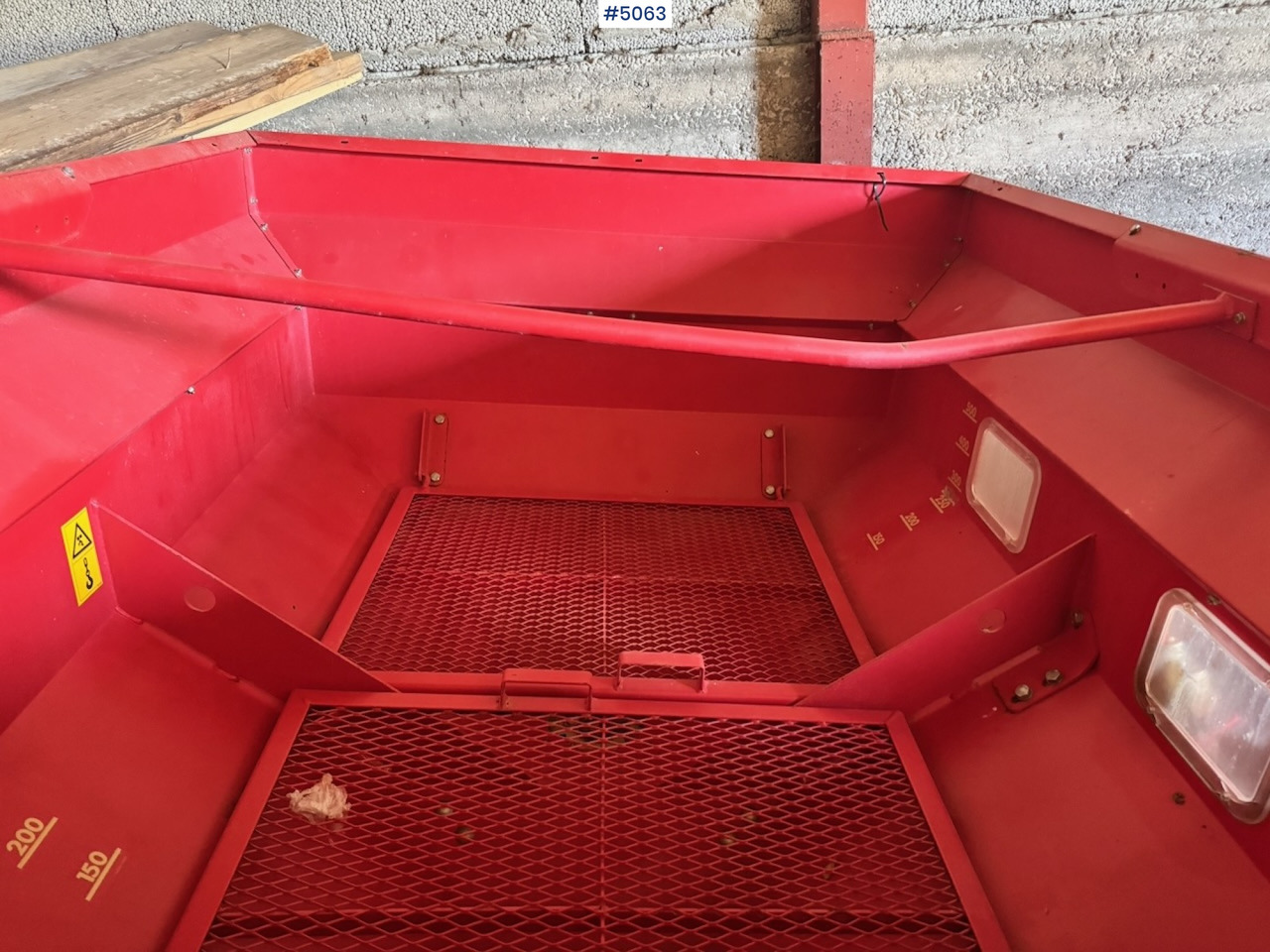 Distributeur d'engrais Kverneland Accord Fertilizer spreader: photos 11