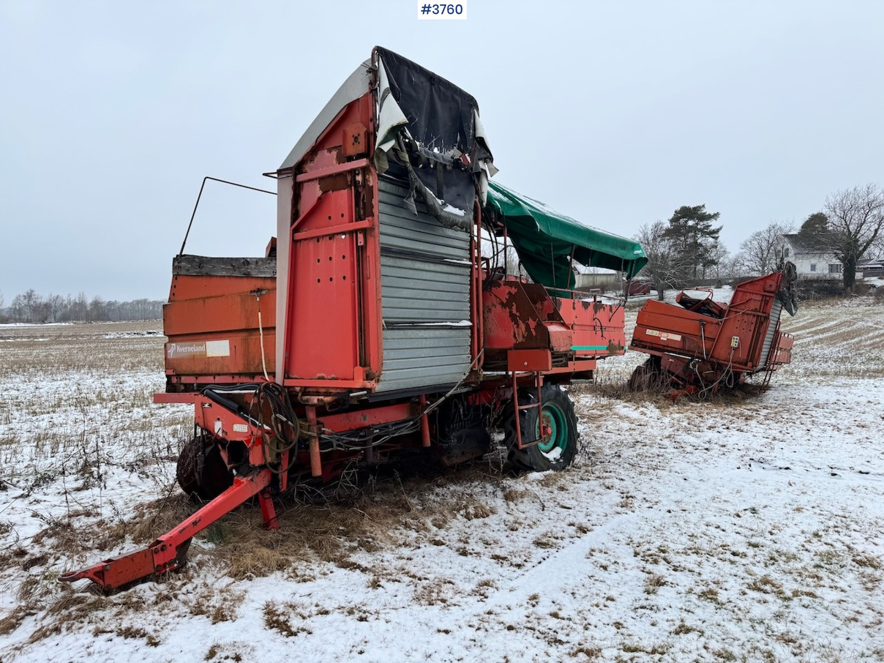 Kverneland N2100 Potetopptaker with Kverneland desmantling machine. - Arracheuse de pommes de terre: photos 1 Kverneland N2100 Potetopptaker with Kverneland desmantling machine. - Arracheuse de pommes de terre: photos 1