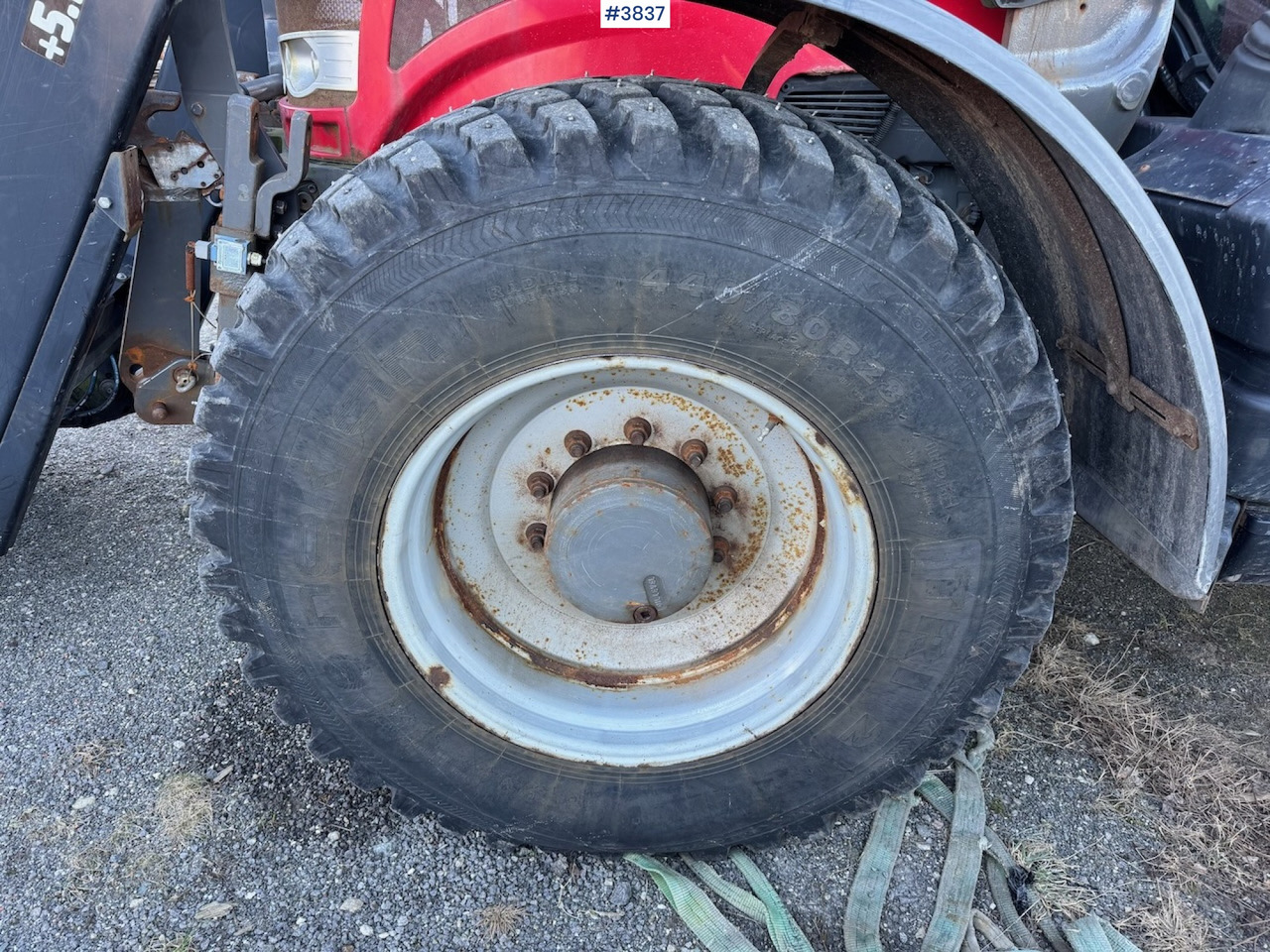 Nokian TRI 2 Tires on rims - Roue complète pour Machine agricole: photos 4 Nokian TRI 2 Tires on rims - Roue complète pour Machine agricole: photos 4