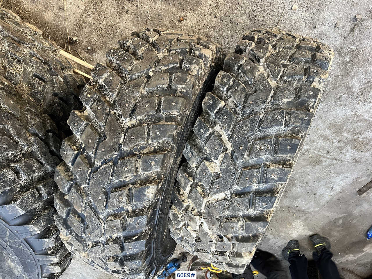 Nokian tri 2 studded tires for tractors - Roue complète pour Machine agricole: photos 2 Nokian tri 2 studded tires for tractors - Roue complète pour Machine agricole: photos 2