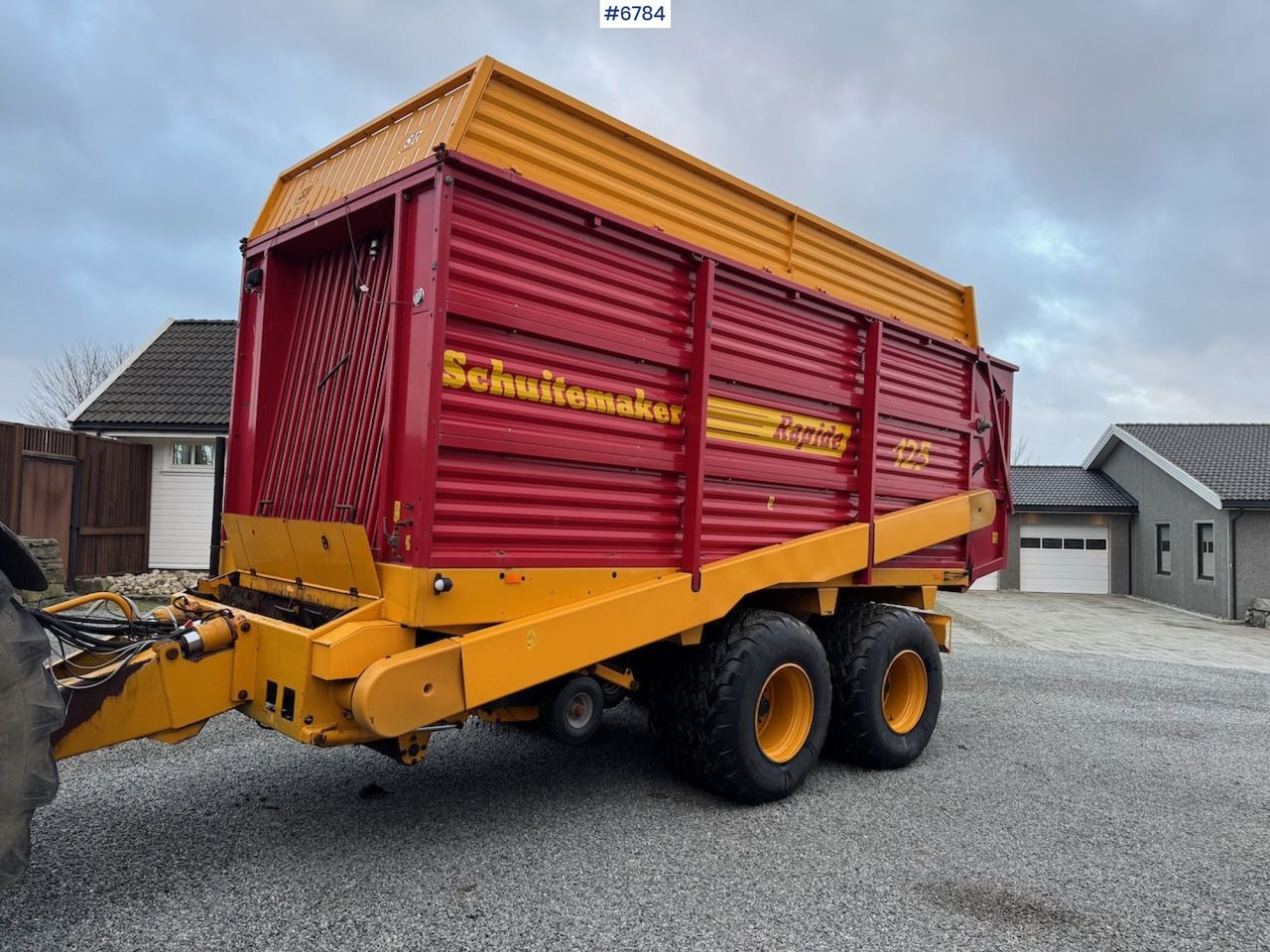 Schuitemaker Rapide 125 Loading trolley. - Matériel de fenaison: photos 1 Schuitemaker Rapide 125 Loading trolley. - Matériel de fenaison: photos 1