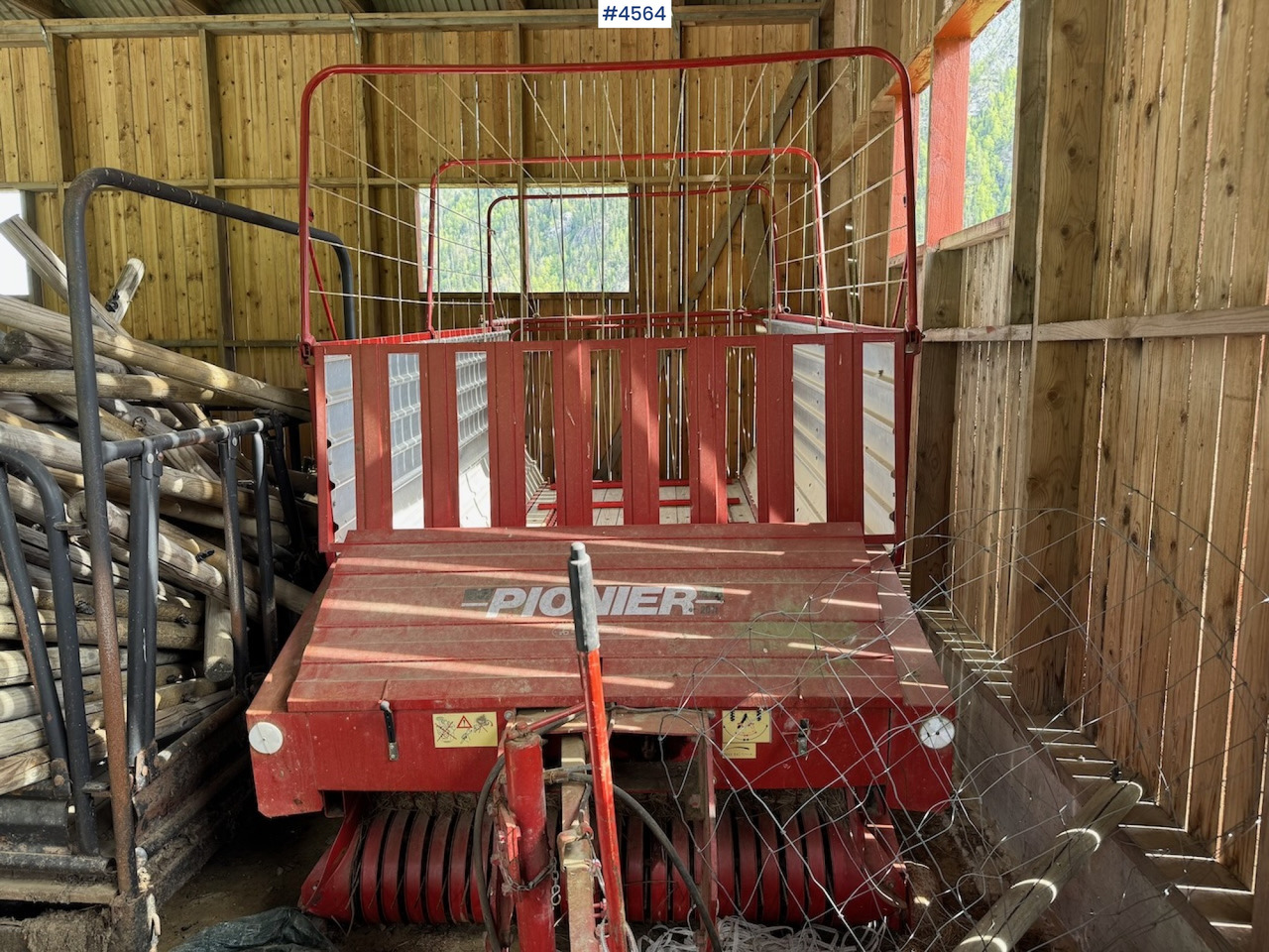 Sip Pioneer 20 N Loader - Matériel de fenaison: photos 2 Sip Pioneer 20 N Loader - Matériel de fenaison: photos 2