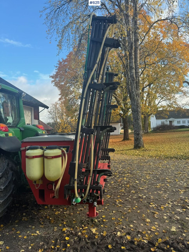 Tume P1350 - Distributeur d'engrais: photos 5 Tume P1350 - Distributeur d'engrais: photos 5