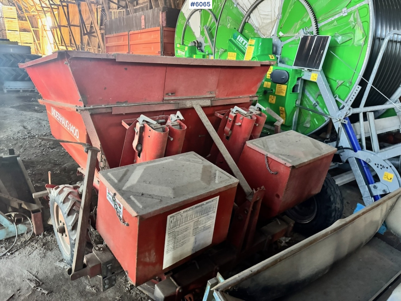 Underhaug 1400 potato planter - Planteuse de pommes de terre: photos 2 Underhaug 1400 potato planter - Planteuse de pommes de terre: photos 2