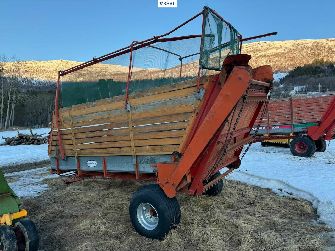 Underhaug 7012 Unloader wagon - Matériel de fenaison: photos 4 Underhaug 7012 Unloader wagon - Matériel de fenaison: photos 4