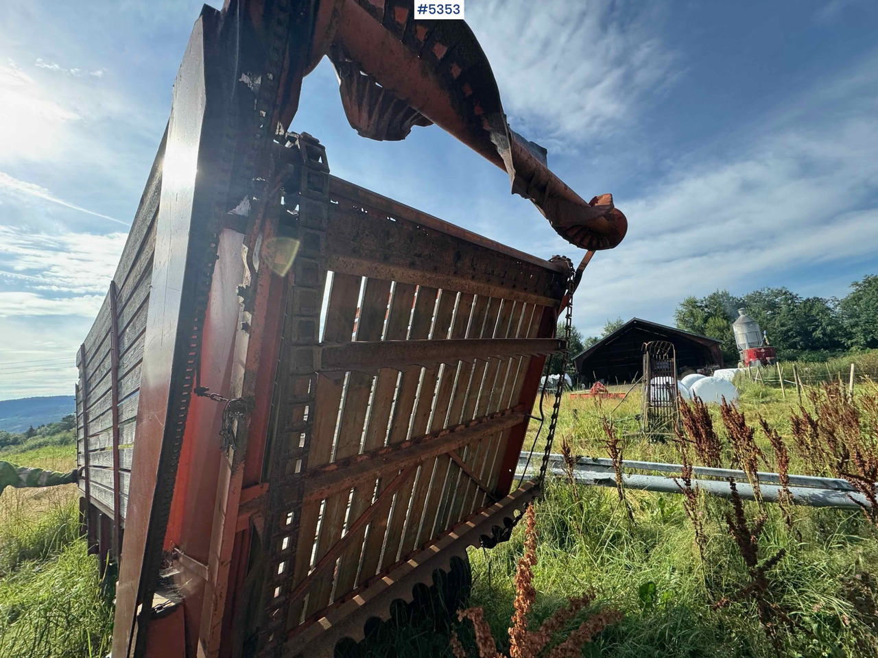Underhaug unloading trailer - Matériel de fenaison: photos 5 Underhaug unloading trailer - Matériel de fenaison: photos 5