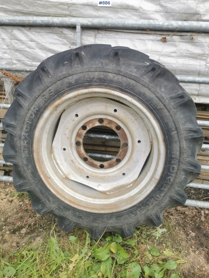 Wheel set on Deutz-Fahr 3.60 - Roue complète pour Machine agricole: photos 5 Wheel set on Deutz-Fahr 3.60 - Roue complète pour Machine agricole: photos 5