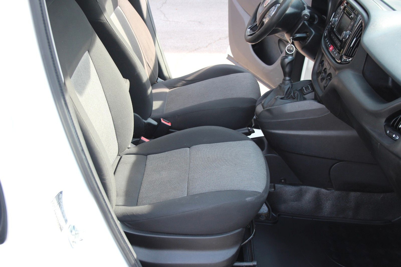 Fiat Doblo SX Kasten Klima AHK Dachträger en leasing occasion Fiat Doblo SX Kasten Klima AHK Dachträger: photos 11 Fiat Doblo SX Kasten Klima AHK Dachträger en leasing occasion Fiat Doblo SX Kasten Klima AHK Dachträger: photos 11