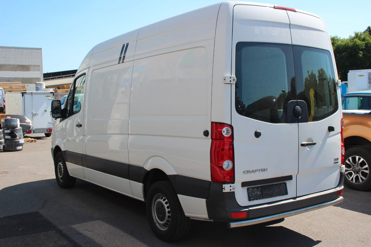 Volkswagen Crafter Kasten 35 mittel L2H2 KLIMA 1.Hand - Transport de personnes: photos 4 Volkswagen Crafter Kasten 35 mittel L2H2 KLIMA 1.Hand - Transport de personnes: photos 4