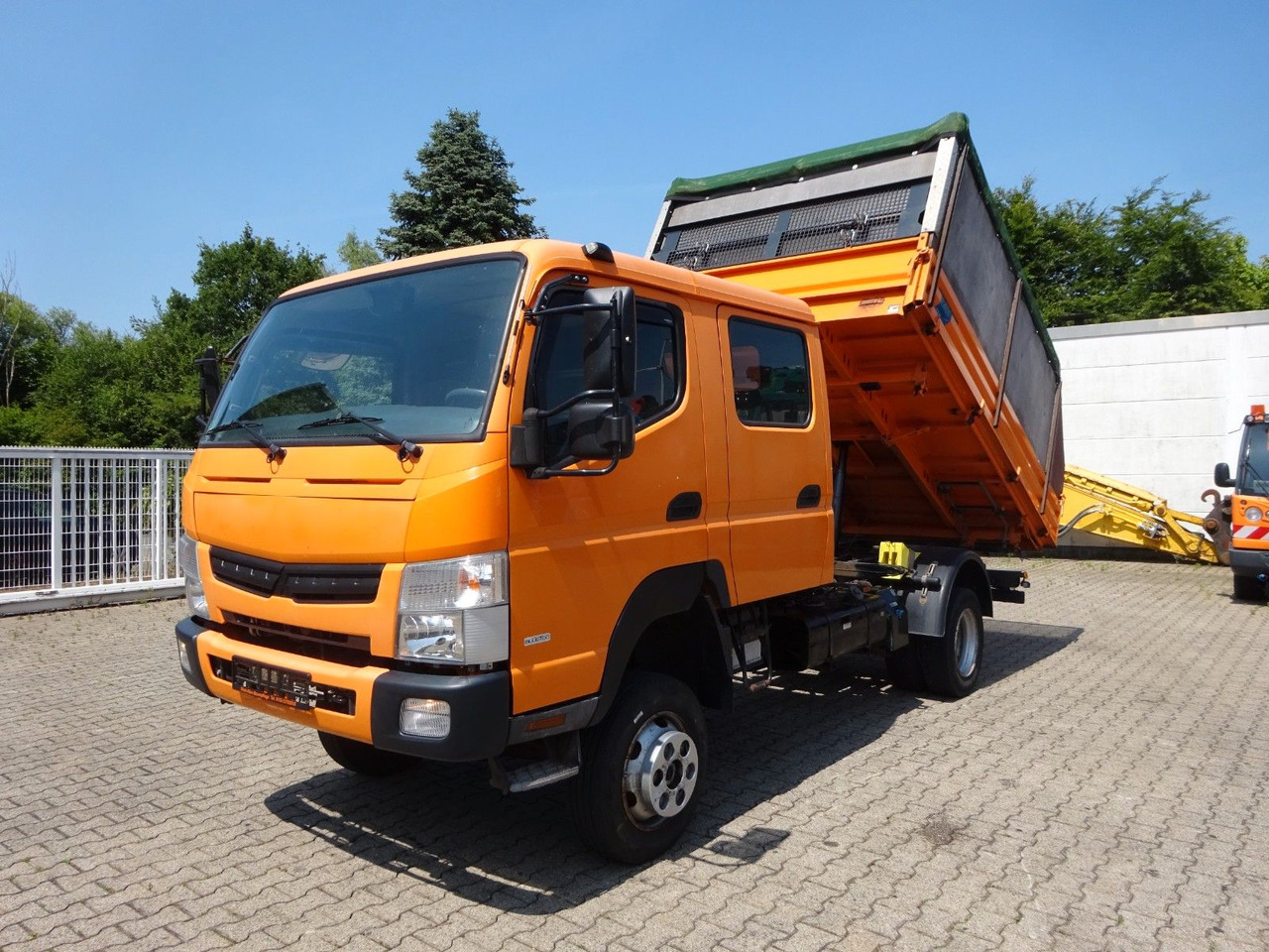 FUSO Canter Doppelkabine MEILLER 3Skipper 4x4 - Utilitaire benne: photos 1 FUSO Canter Doppelkabine MEILLER 3Skipper 4x4 - Utilitaire benne: photos 1