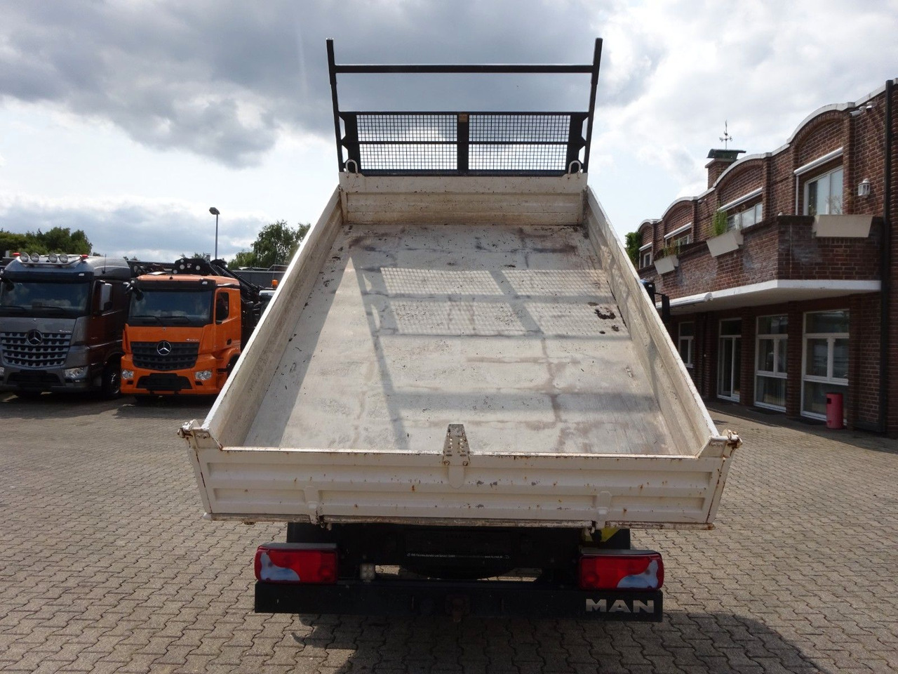Utilitaire benne, Utilitaire double cabine MAN 6.180 TGE MEILLER 3Skipper Doppelkabine 4x2: photos 10