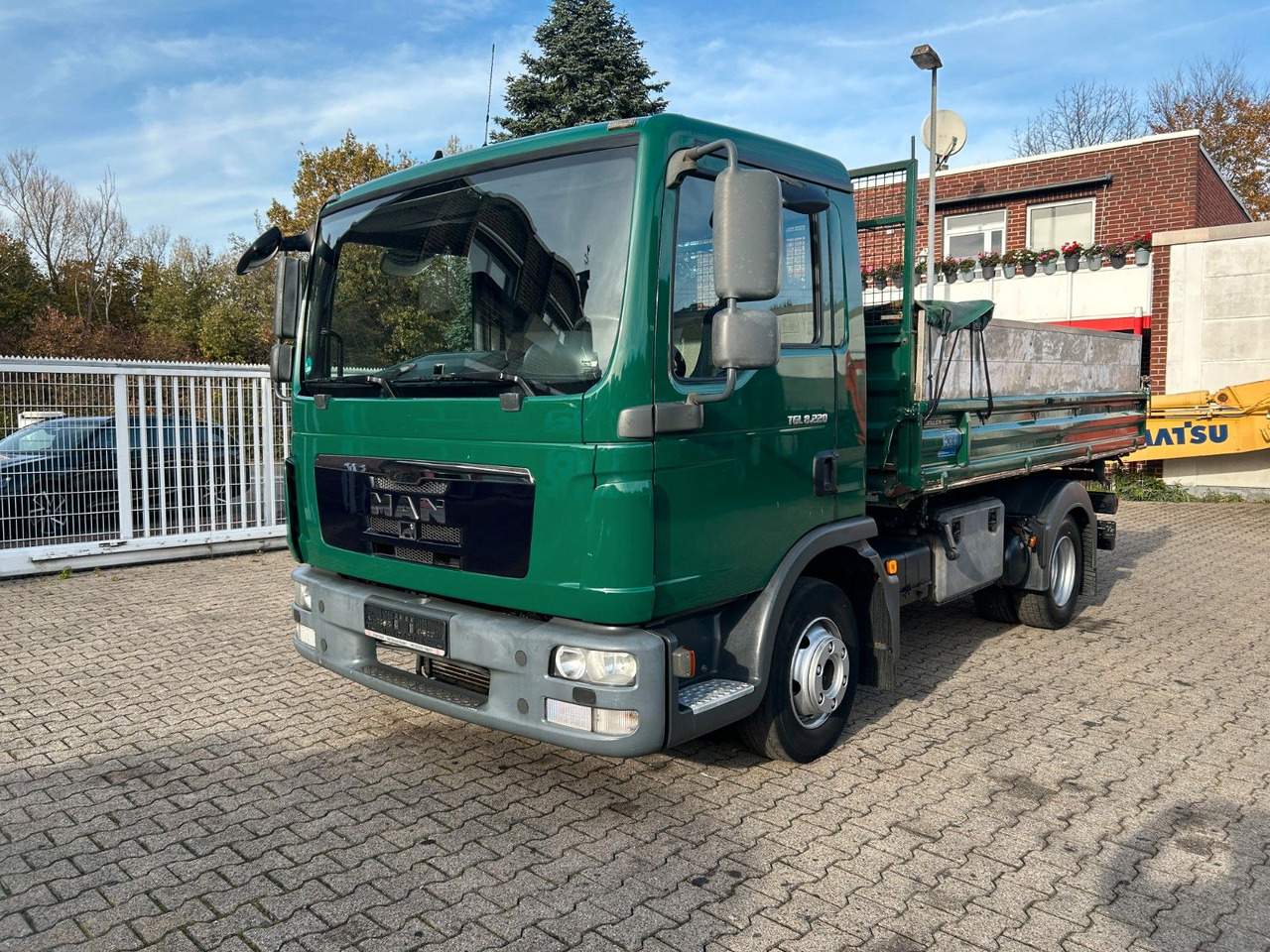 MAN 8.220 TGL MEILLER 3Skipper mit hohen Wänden - Camion benne: photos 2 MAN 8.220 TGL MEILLER 3Skipper mit hohen Wänden - Camion benne: photos 2