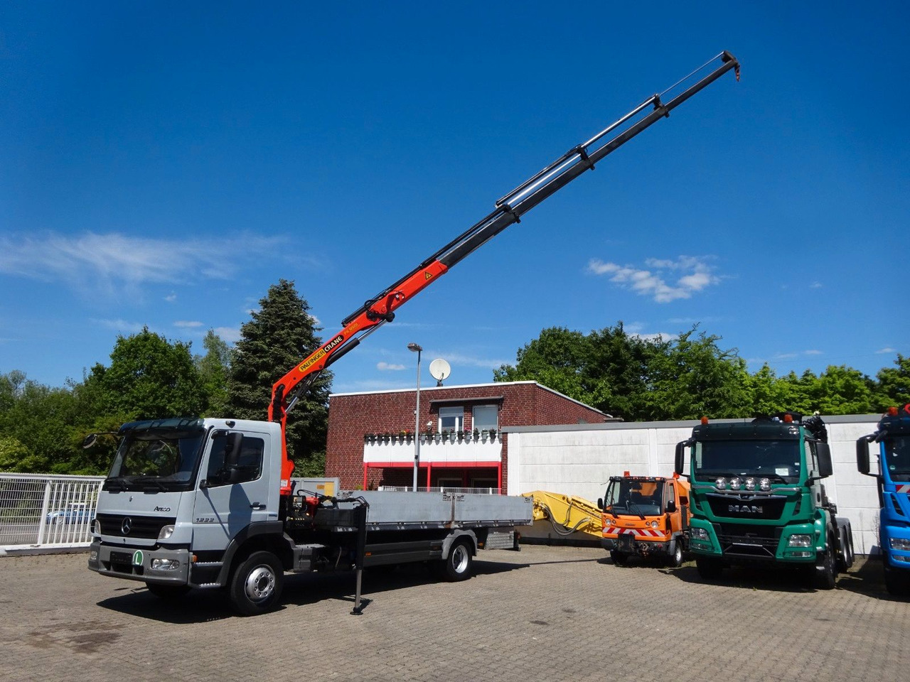 Mercedes-Benz 1222 Atego mit Palfinger PK8501 Kran 4x2 - Camion plateau, Camion grue: photos 2 Mercedes-Benz 1222 Atego mit Palfinger PK8501 Kran 4x2 - Camion plateau, Camion grue: photos 2