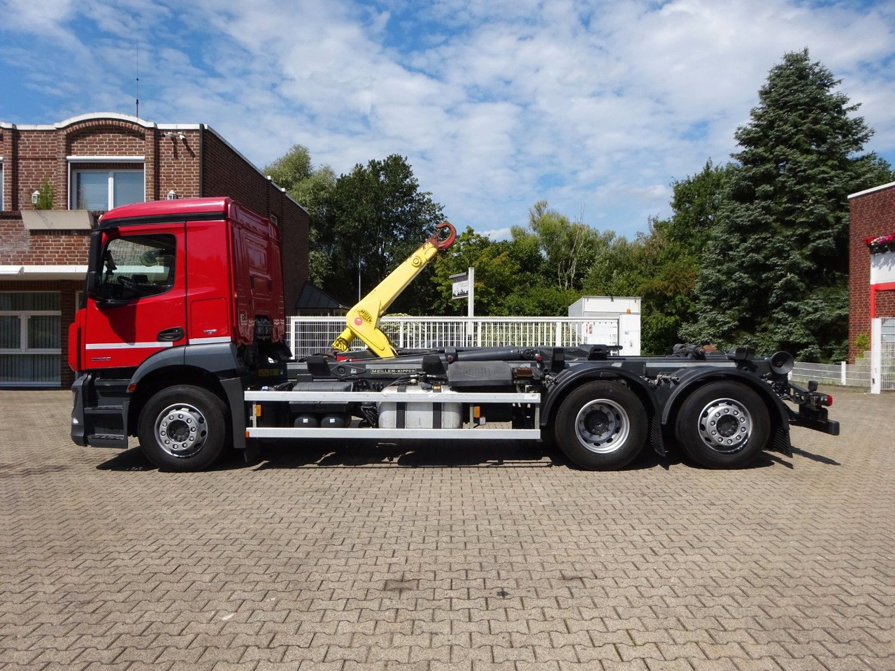Mercedes-Benz Antos 2532 MEILLER Abroller Lift+Lenkachse 6x2 - Camion ampliroll: photos 5 Mercedes-Benz Antos 2532 MEILLER Abroller Lift+Lenkachse 6x2 - Camion ampliroll: photos 5