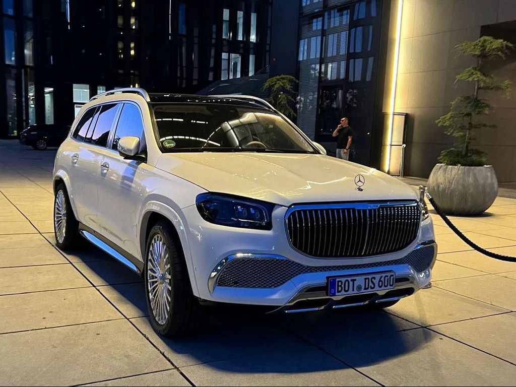 Mercedes-Benz GLS 600 Maybach 4Matic | 23 ZOLL | BURMESTER - SUV: photos 1 Mercedes-Benz GLS 600 Maybach 4Matic | 23 ZOLL | BURMESTER - SUV: photos 1