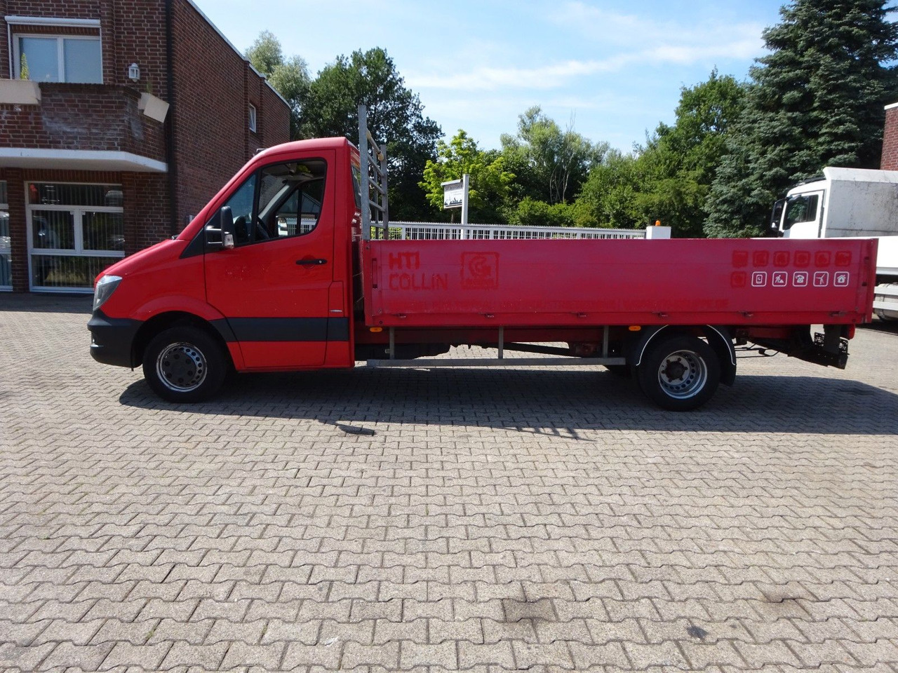 Mercedes-Benz Sprinter Pritsche 519CDI Bluetec 4x2 - Utilitaire plateau: photos 3 Mercedes-Benz Sprinter Pritsche 519CDI Bluetec 4x2 - Utilitaire plateau: photos 3
