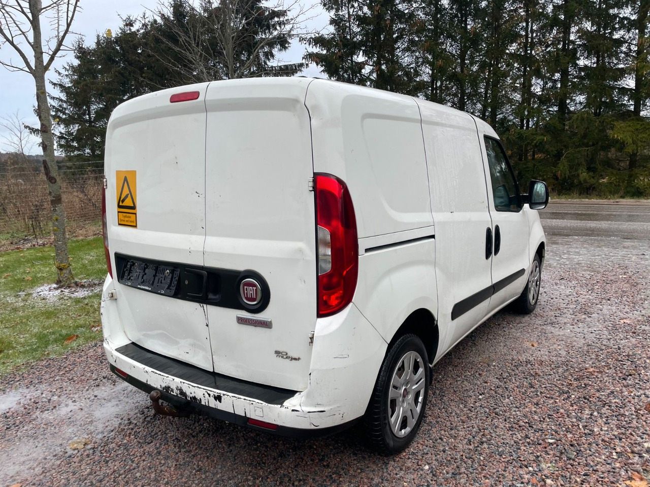 Fiat Doblo Doblò Basis Kasten 1.3 diesel - Voiture break: photos 4 Fiat Doblo Doblò Basis Kasten 1.3 diesel - Voiture break: photos 4