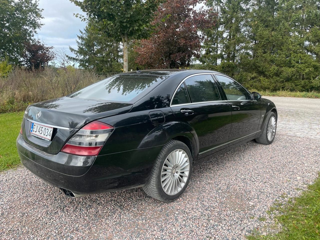 Mercedes-Benz S 600 S-Klasse Limousine - Voiture break: photos 4 Mercedes-Benz S 600 S-Klasse Limousine - Voiture break: photos 4