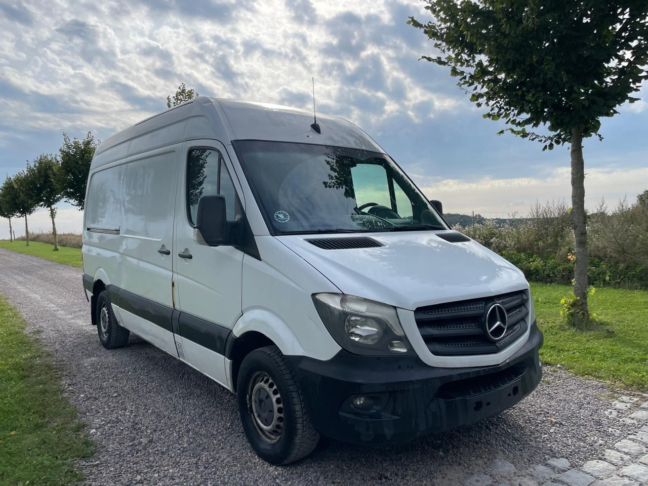 Mercedes-Benz Sprinter II Kasten 216 CDI Lang + Hoch - Fourgonnette: photos 1 Mercedes-Benz Sprinter II Kasten 216 CDI Lang + Hoch - Fourgonnette: photos 1