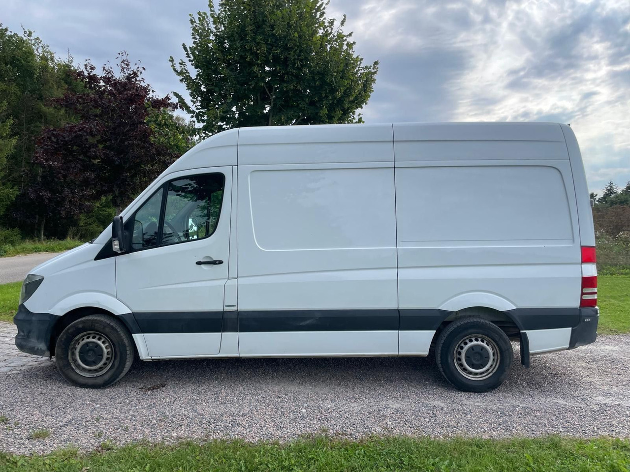 Mercedes-Benz Sprinter II Kasten 216 CDI Lang +Hoch - Fourgonnette: photos 3 Mercedes-Benz Sprinter II Kasten 216 CDI Lang +Hoch - Fourgonnette: photos 3