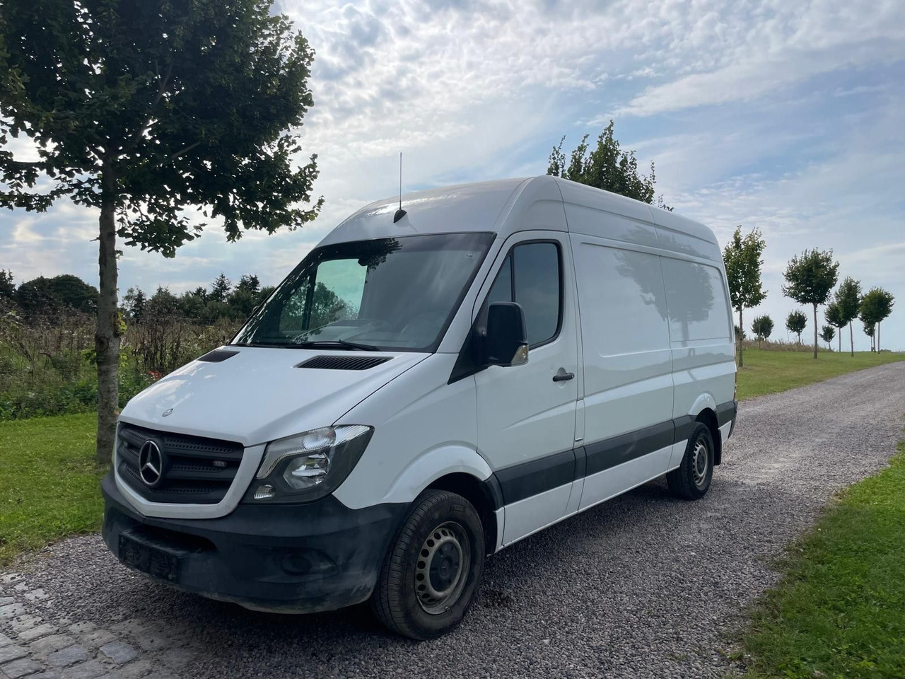 Mercedes-Benz Sprinter II Kasten 216 CDI Lang +Hoch - Fourgonnette: photos 2 Mercedes-Benz Sprinter II Kasten 216 CDI Lang +Hoch - Fourgonnette: photos 2