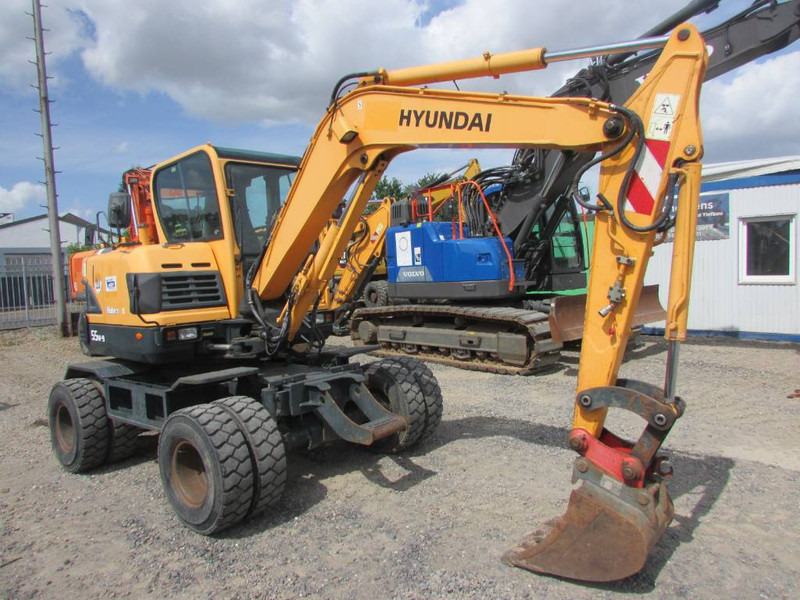 Hyundai Robex 55 W-9 Mobilbagger 34.000 EUR - Pelle sur pneus: photos 3 Hyundai Robex 55 W-9 Mobilbagger 34.000 EUR - Pelle sur pneus: photos 3