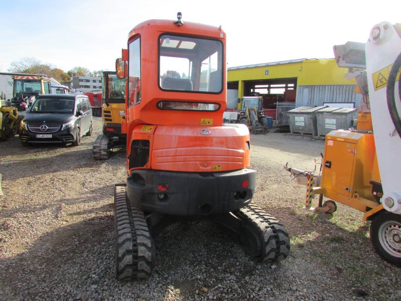 Kubota U 35-3 alpha 3 Minibagger 22.000 EUR - Mini pelle: photos 4 Kubota U 35-3 alpha 3 Minibagger 22.000 EUR - Mini pelle: photos 4