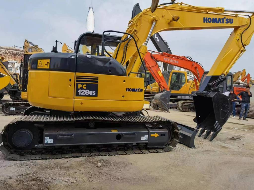 KOMATSU PC 128US - Mini pelle: photos 2 KOMATSU PC 128US - Mini pelle: photos 2