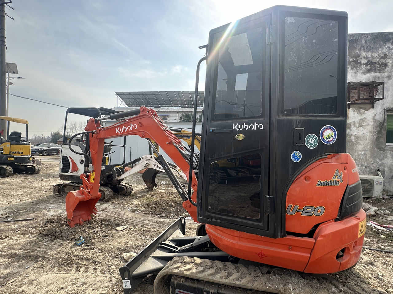 KUBOTA U-20 - Mini pelle: photos 1 KUBOTA U-20 - Mini pelle: photos 1