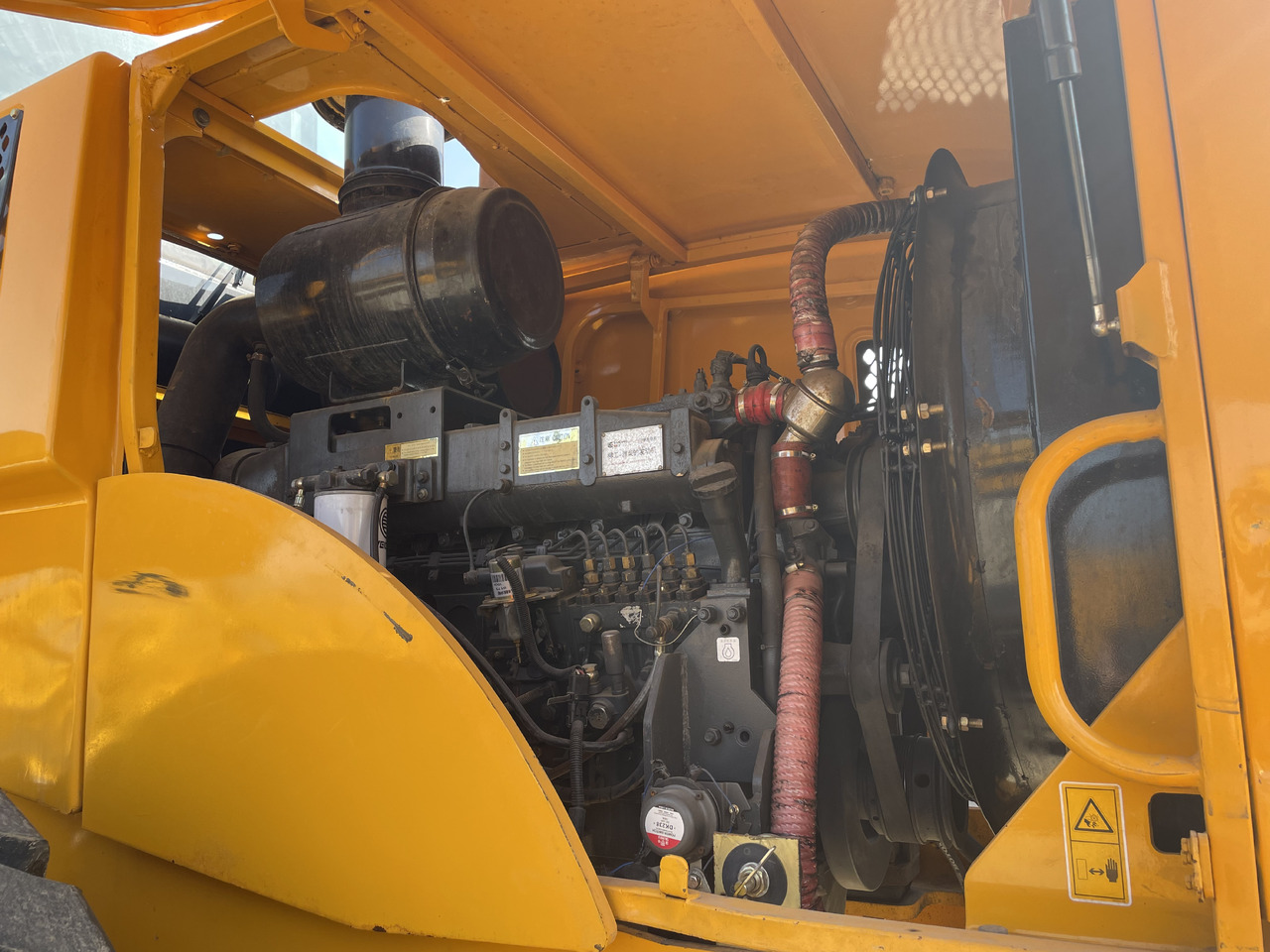 Chargeuse sur pneus Liugong CLG 856: photos 6