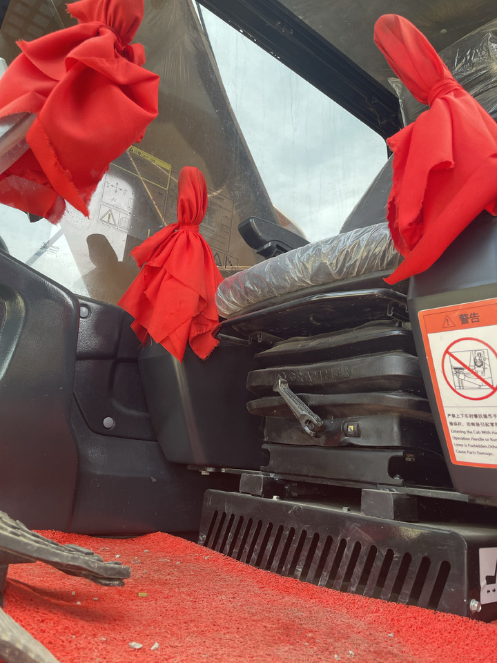 SANY SY365H - Pelle sur chenille: photos 5 SANY SY365H - Pelle sur chenille: photos 5