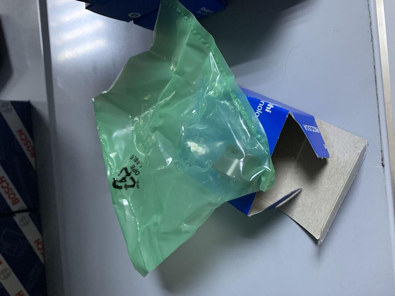 Valf Delphi 7206-0460 DAF 7206-0460 - Moteur et pièces pour Camion: photos 4 Valf Delphi 7206-0460 DAF 7206-0460 - Moteur et pièces pour Camion: photos 4