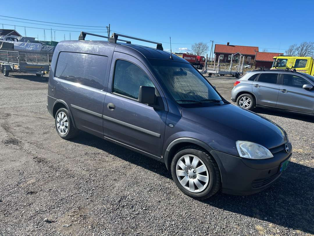 2005 Varebil OPEL COMBO CDTI EU-godkjent - Voiture: photos 2 2005 Varebil OPEL COMBO CDTI EU-godkjent - Voiture: photos 2