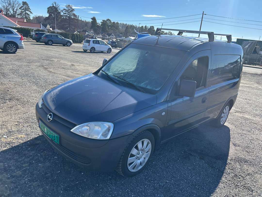 2005 Varebil OPEL COMBO CDTI EU-godkjent - Voiture: photos 1 2005 Varebil OPEL COMBO CDTI EU-godkjent - Voiture: photos 1