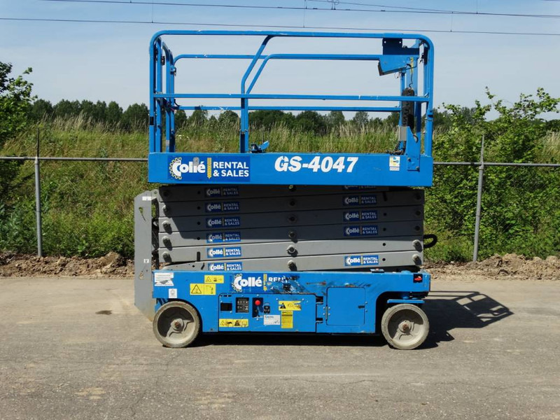Genie GS 4047 | 2012 - Nacelle ciseaux: photos 2 Genie GS 4047 | 2012 - Nacelle ciseaux: photos 2