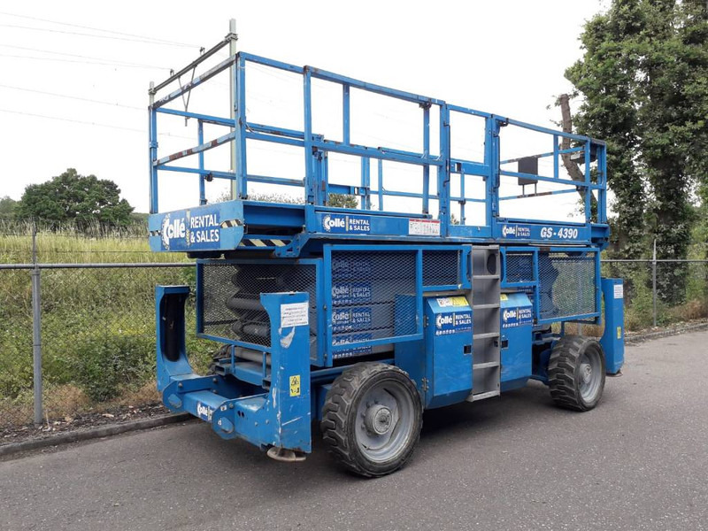 Genie GS 4390 RT - Nacelle ciseaux: photos 3 Genie GS 4390 RT - Nacelle ciseaux: photos 3