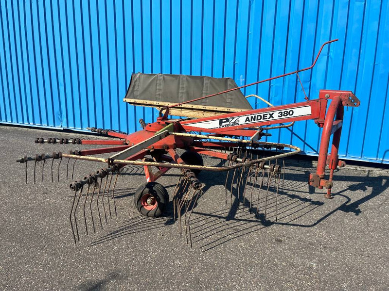 PZ Zweegers Andex 380 - Faneuse: photos 1 PZ Zweegers Andex 380 - Faneuse: photos 1