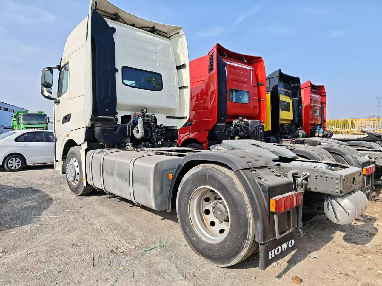 HOWO  - Tracteur routier: photos 5 HOWO  - Tracteur routier: photos 5