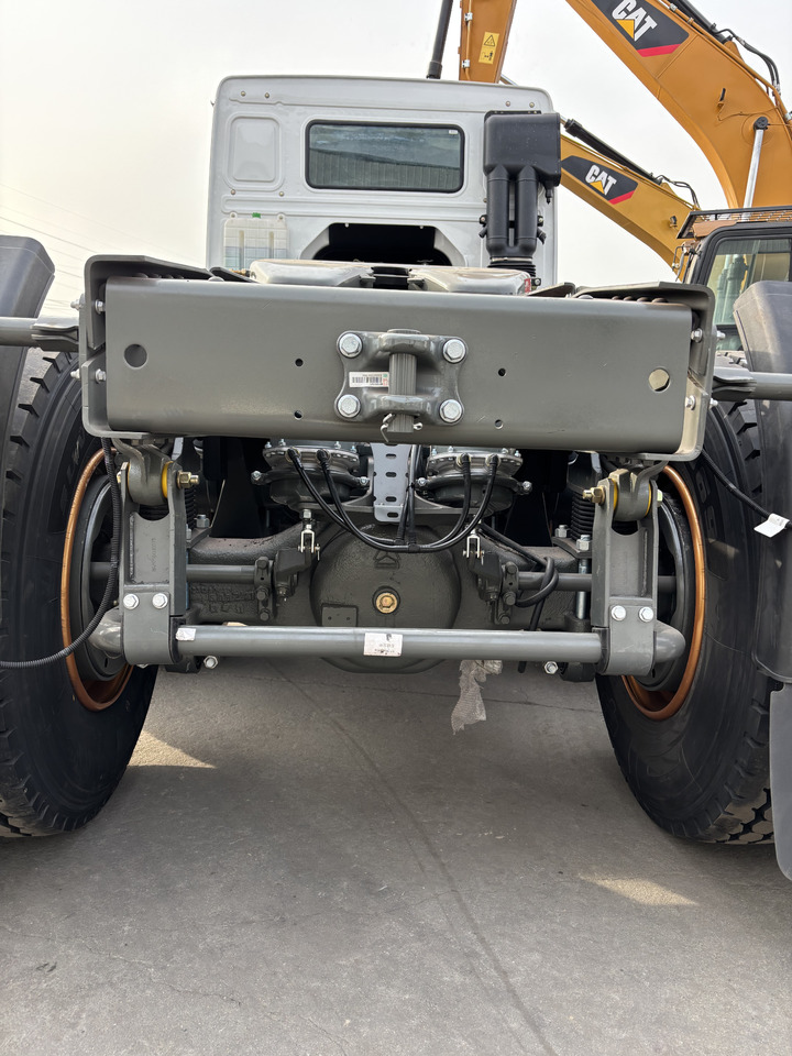 HOWO  - Tracteur routier: photos 5 HOWO  - Tracteur routier: photos 5