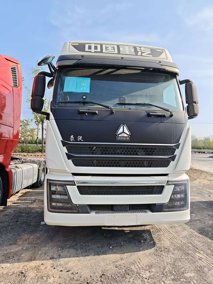 HOWO  - Tracteur routier: photos 2 HOWO  - Tracteur routier: photos 2