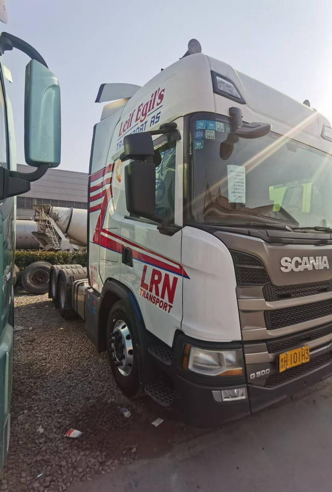 SCANIA  - Tracteur routier: photos 3 SCANIA  - Tracteur routier: photos 3