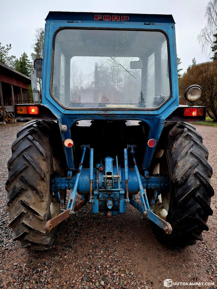 Ford 4600, 1976, Askola - Tracteur agricole: photos 5 Ford 4600, 1976, Askola - Tracteur agricole: photos 5